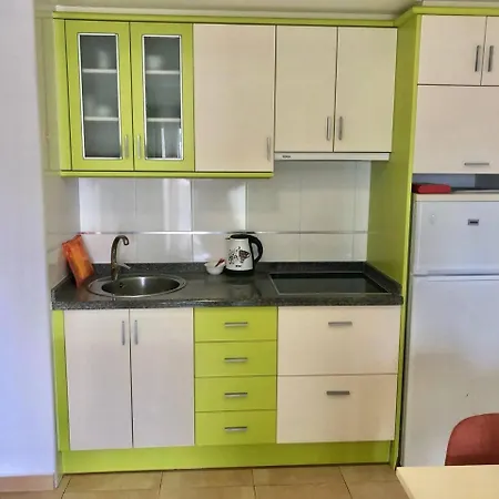 Апартаменты With Sea Views *