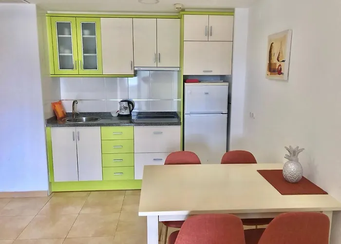 Apartamento With Sea Views