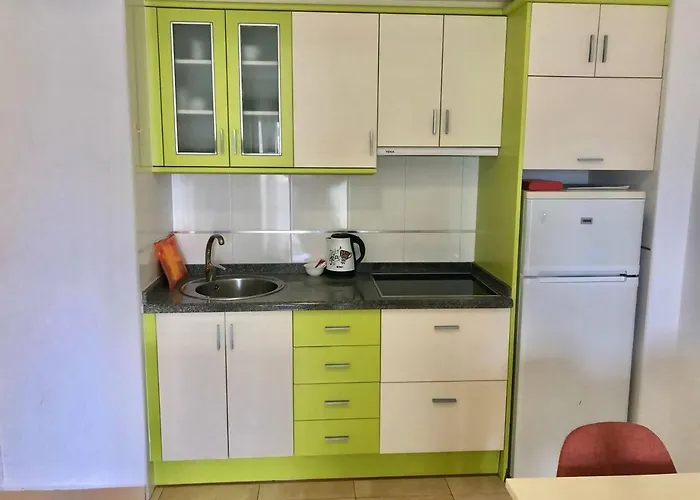 Apartamento With Sea Views *